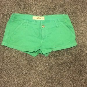 Cute Green Shorts - Hollister - Size 7/W 28